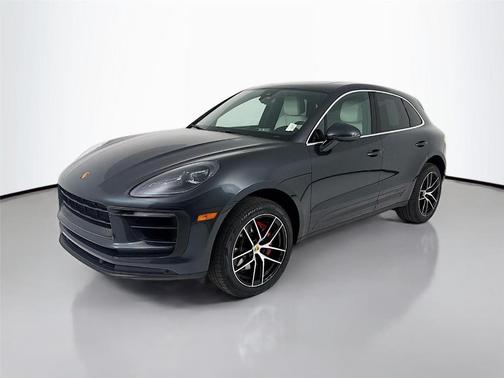 2022 Porsche Macan S