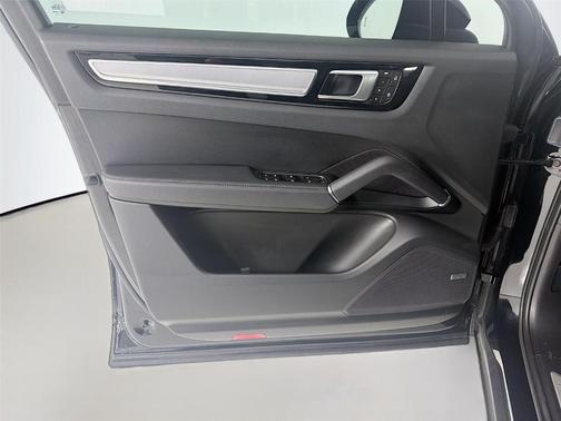 2023 Porsche Cayenne S Coupe AWD