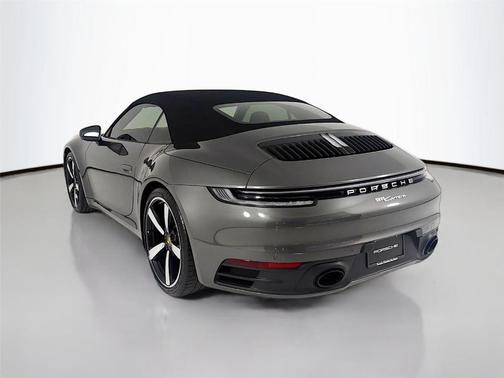 2023 Porsche 911 Carrera