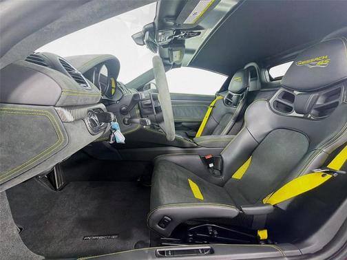 2025 Porsche 718 Spyder RS