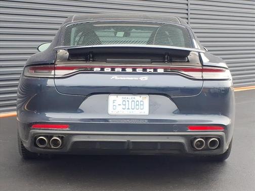 2023 Porsche Panamera 4S