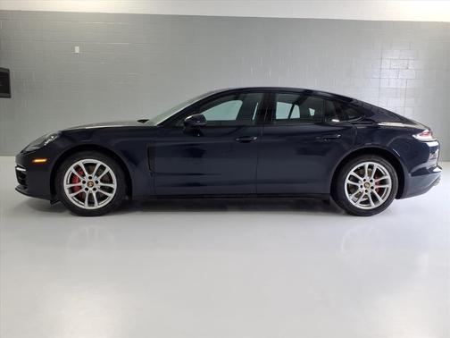 2023 Porsche Panamera 4S