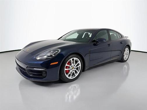 2023 Porsche Panamera 4S