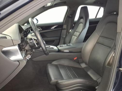 2023 Porsche Panamera 4S