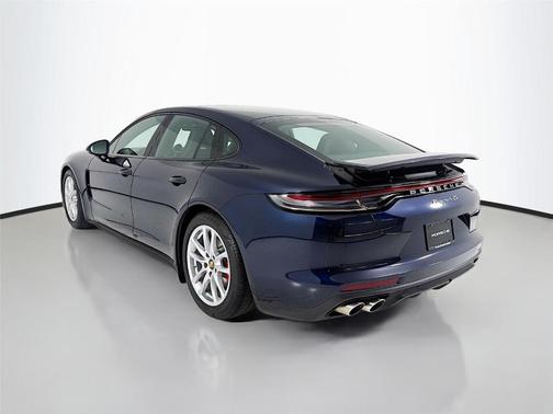 2023 Porsche Panamera 4S