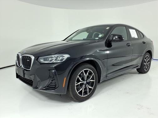 2023 BMW X4 M40i