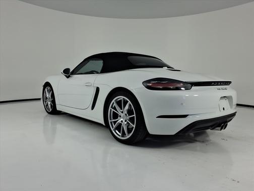 2023 Porsche 718 Boxster 
