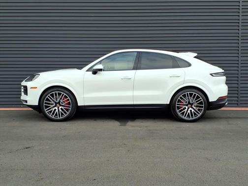 2026 Porsche Cayenne S Coupe AWD