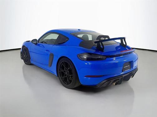 2023 Porsche 718 Cayman GT4 RS