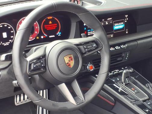 2025 Porsche 911 Carrera 4 GTS