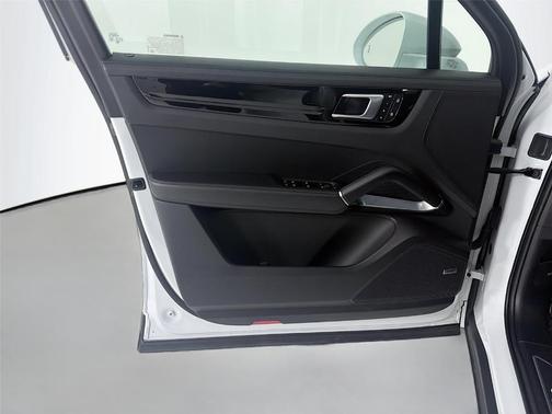 2022 Porsche Cayenne Turbo