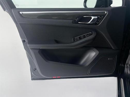 2023 Porsche Macan GTS