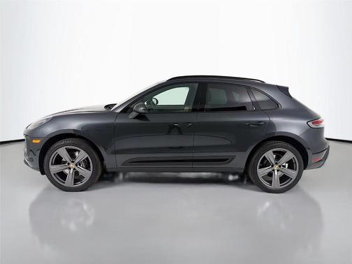 2025 Porsche Macan 