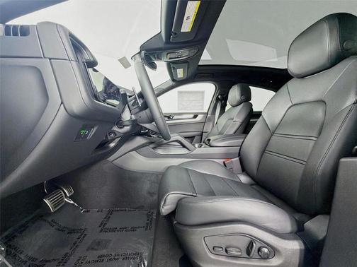 2025 Porsche Cayenne S Coupe AWD