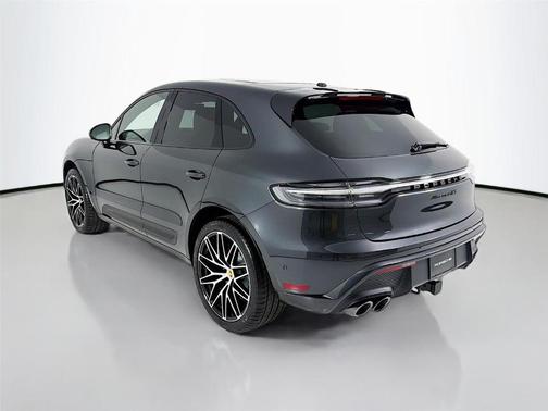 Volcano Grey Metallic 2026 Porsche Macan GTS