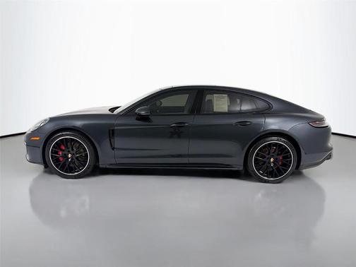 2023 Porsche Panamera 4S