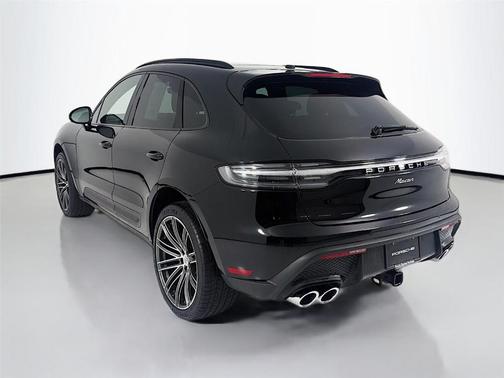 2023 Porsche Macan T