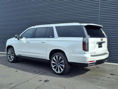 2025 Cadillac Escalade ESV Premium Luxury Platinum