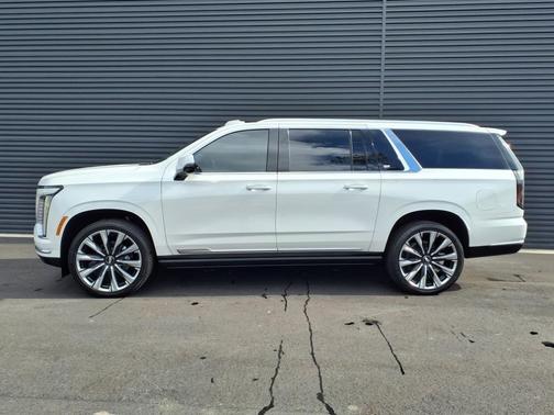 2025 Cadillac Escalade ESV Premium Luxury Platinum