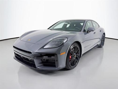 2026 Porsche Panamera GTS