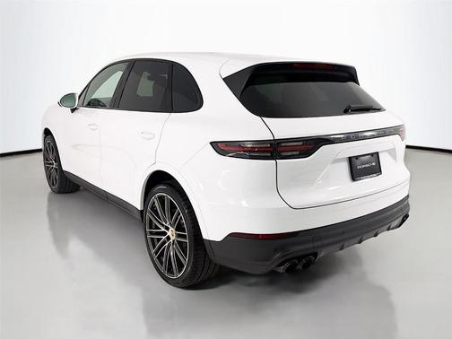 2023 Porsche Cayenne 