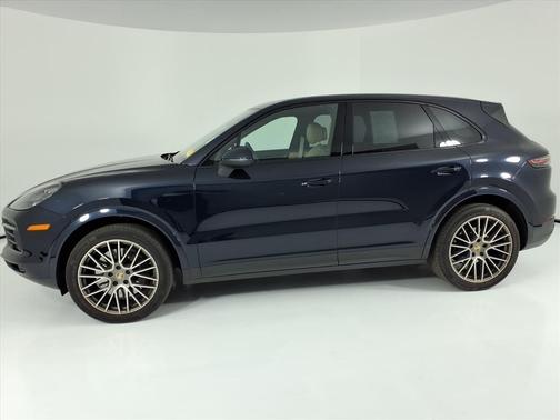 2023 Porsche Cayenne Platinum Edition