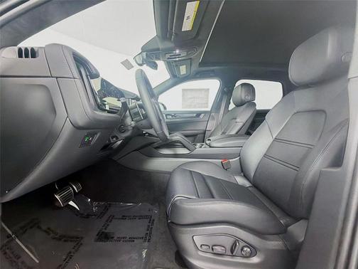 2026 Porsche Cayenne GTS