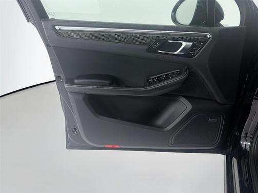2023 Porsche Macan GTS