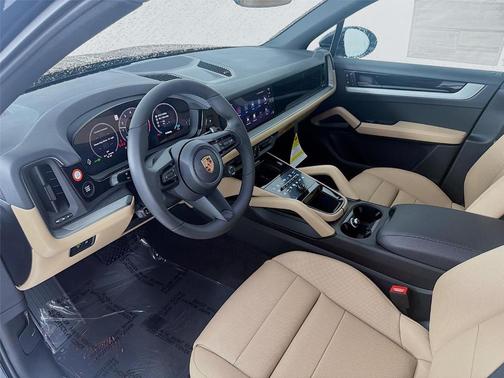 2026 Porsche Cayenne Base