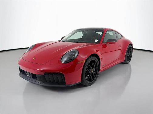 2025 Porsche 911 Carrera 4 GTS