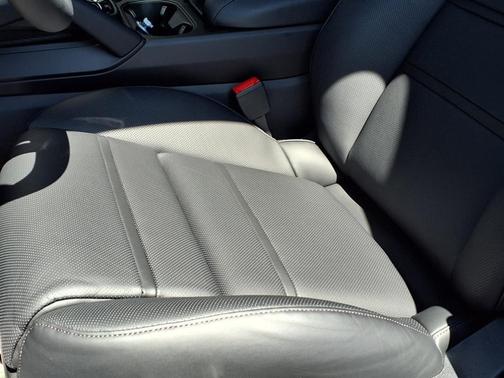 2025 Porsche Cayenne S