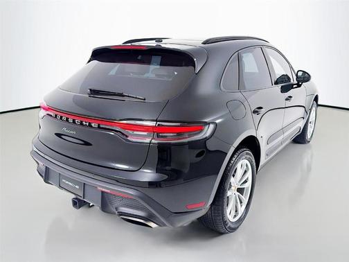 2023 Porsche Macan T