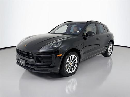 2023 Porsche Macan T