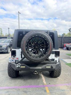 Bright White Clearcoat 2014 Jeep Wrangler Rubicon