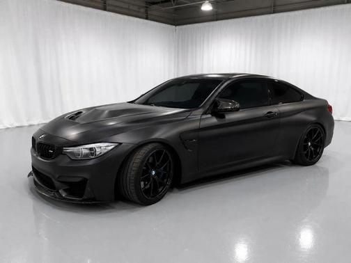 Black Sapphire Metallic 2019 BMW M4 CS