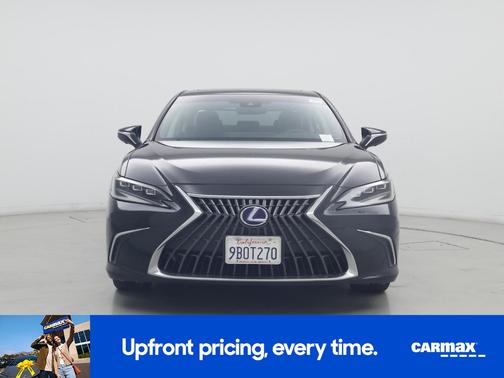2022 Lexus ES 300h Luxury