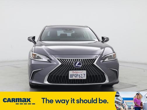 2020 Lexus ES 300h Luxury