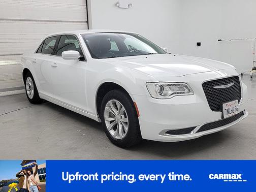 2015 Chrysler 300 Limited