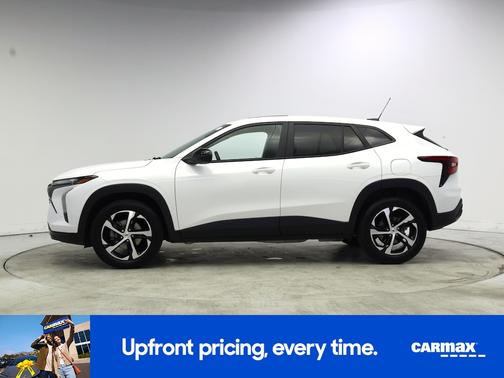 White 2024 Chevrolet Trax 1RS