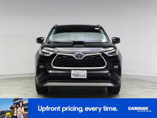 2021 Toyota Highlander Hybrid Platinum