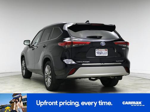 2021 Toyota Highlander Hybrid Platinum