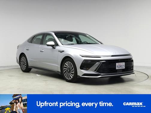 2024 Hyundai SONATA Hybrid Limited