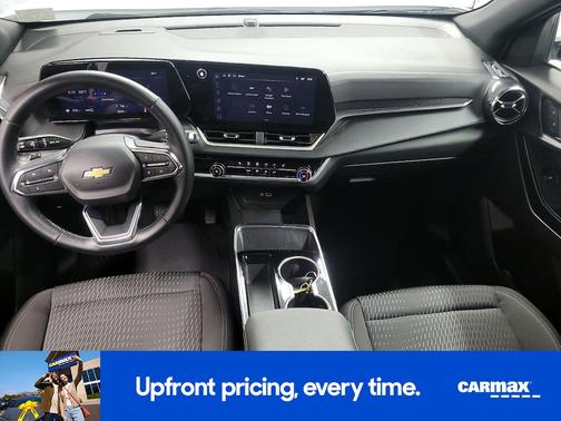 White 2025 Chevrolet Equinox LT