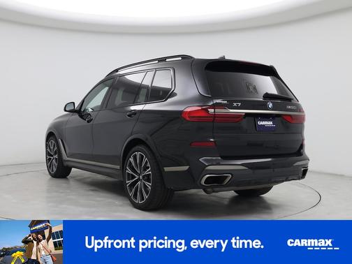 2022 BMW X7 M50i