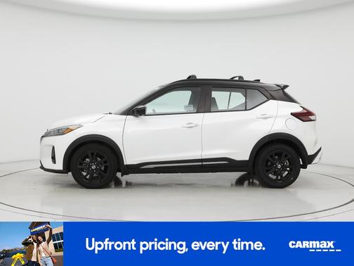 2021 Nissan Kicks SR