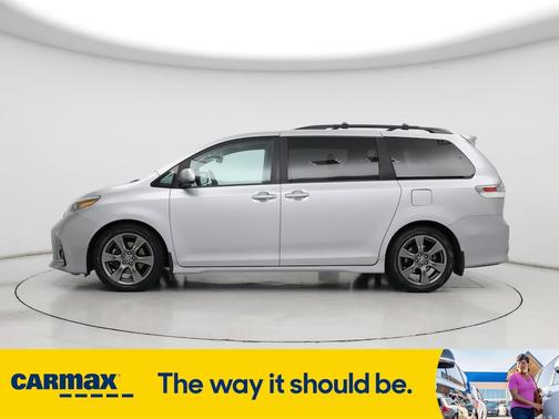 2018 Toyota Sienna SE