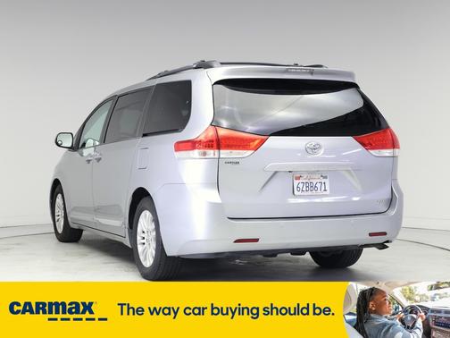 2013 Toyota Sienna XLE