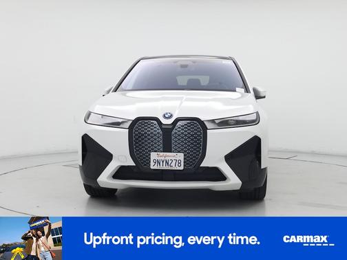 2025 BMW iX XDrive50i