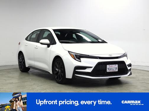White 2023 Toyota Corolla SE