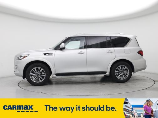 2023 INFINITI QX80 Luxe
